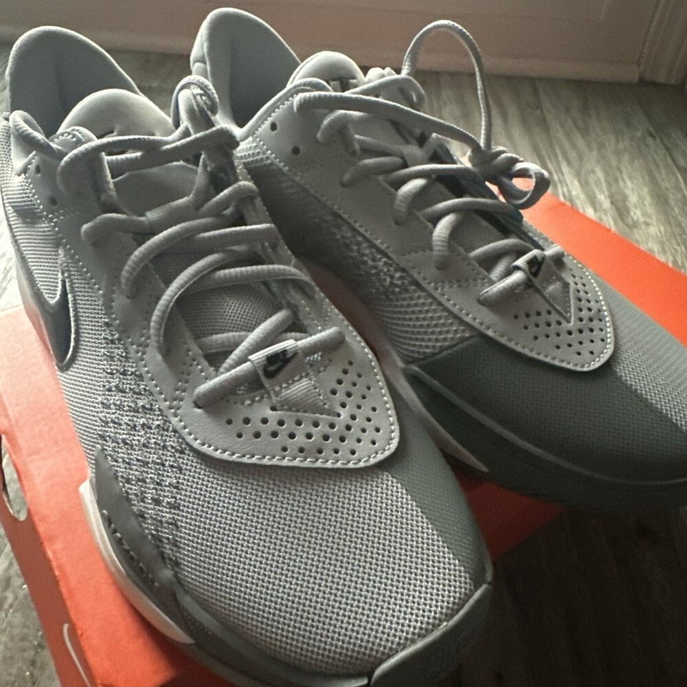 Nike Air Zoom GT Cut Academy TB FV1298 001 Unisex 9 Men/10.5 Women - Picture 4 of 9